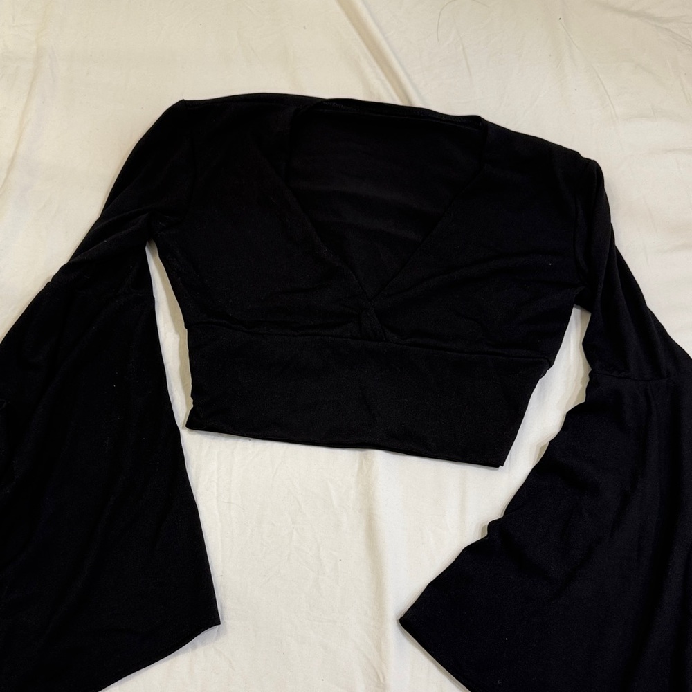 Elegant Black V neck Bell Sleeve